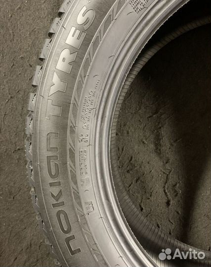 Nokian Tyres Hakkapeliitta 10p SUV 235/55 R19