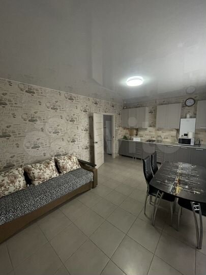 Дом 62 м² на участке 3 сот.