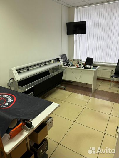 Резка антигравийной и виниловой пленки по лекалам