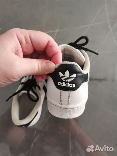 Кроссовки Adidas 31