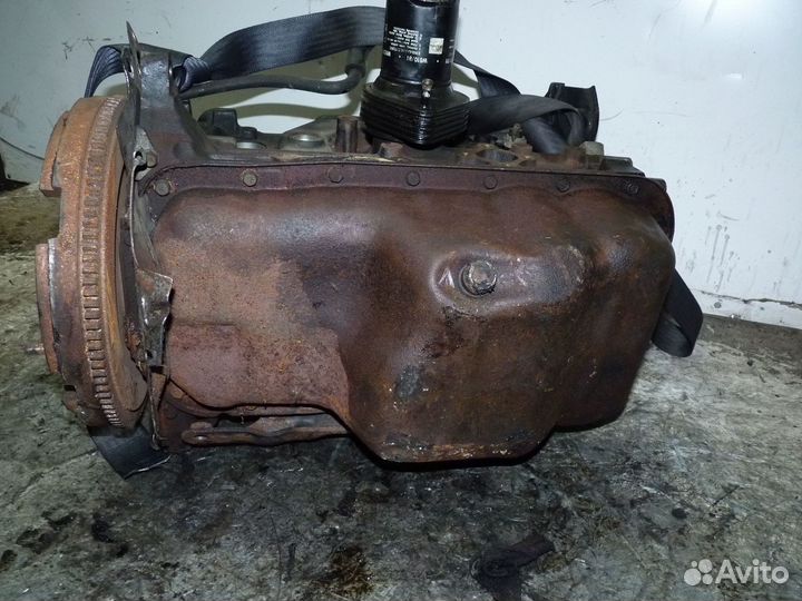 Блок цилиндров Мазда 626 1990г 2л 60кВт бензин