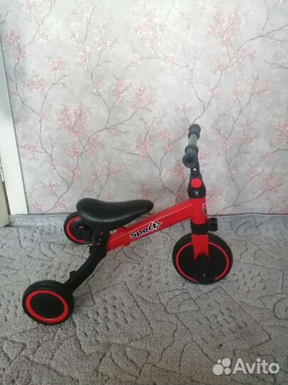 Беговел велосипед 2 в 1