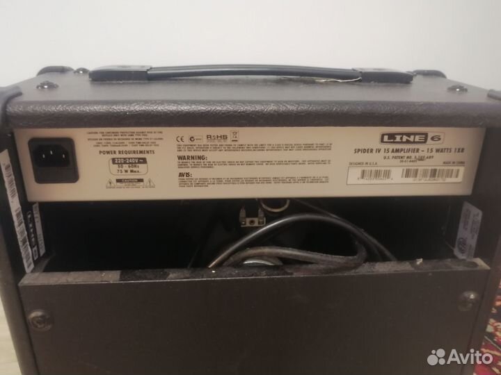 Гитарный Комбоусилитель Line 6 Spider IV 15