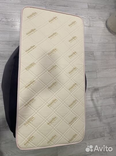 Кроватка детская Micuna, матрас magneflex, наматра