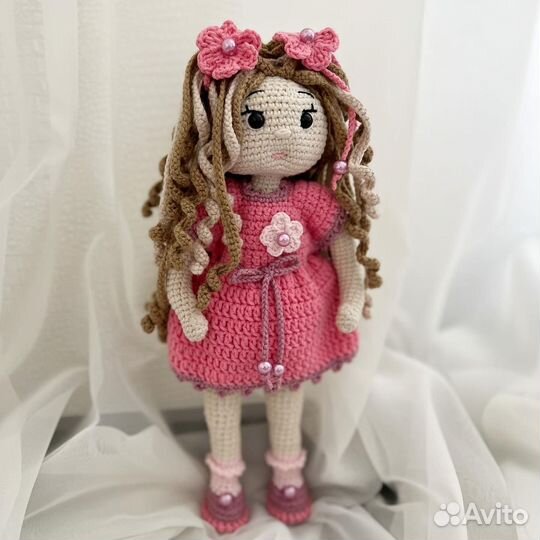 Кукла вязаная