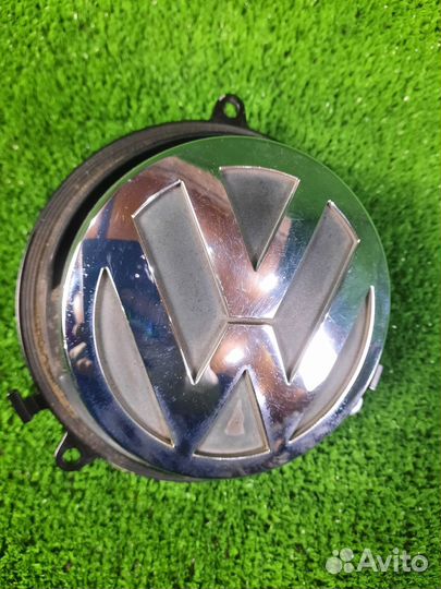 Ручка двери внешняя багажника задняя Volkswagen
