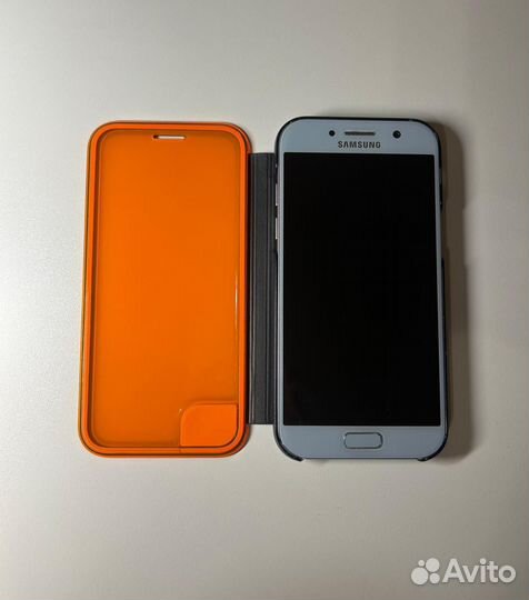 Samsung Galaxy A5 (2017) SM-A520F/DS, 3/32 ГБ