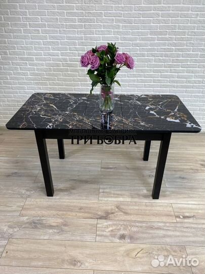 Стол стеклянный. Бесплатная доставка
