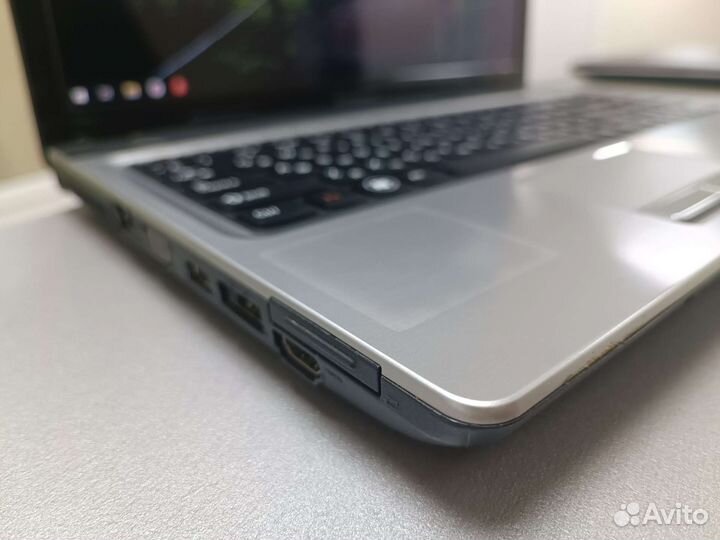 Ноутбук lenovo z560 i3/6gb/gt310/500gb