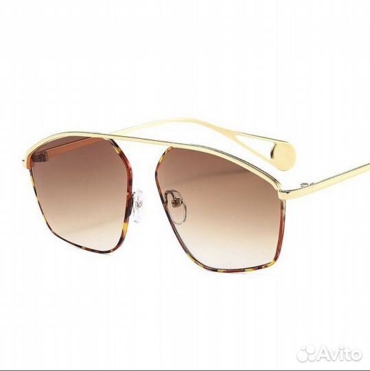 Солнцезащитные очки женские новые