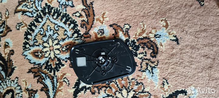 Зеркальный элемент