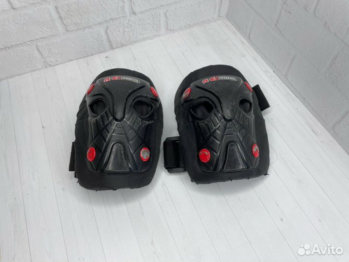 Комплект наколенников для роликов /комплект защиты