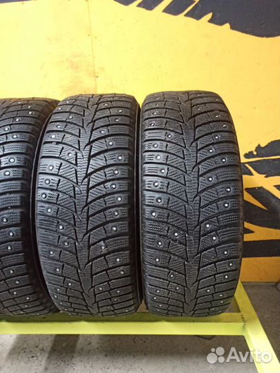 Laufenn I Fit Ice LW 71 205/55 R16