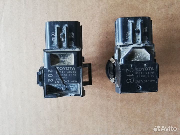 Парктронник Toyota Land Cruiser 200 Camry