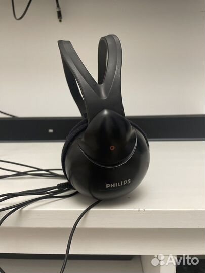 Проводные наушники philips