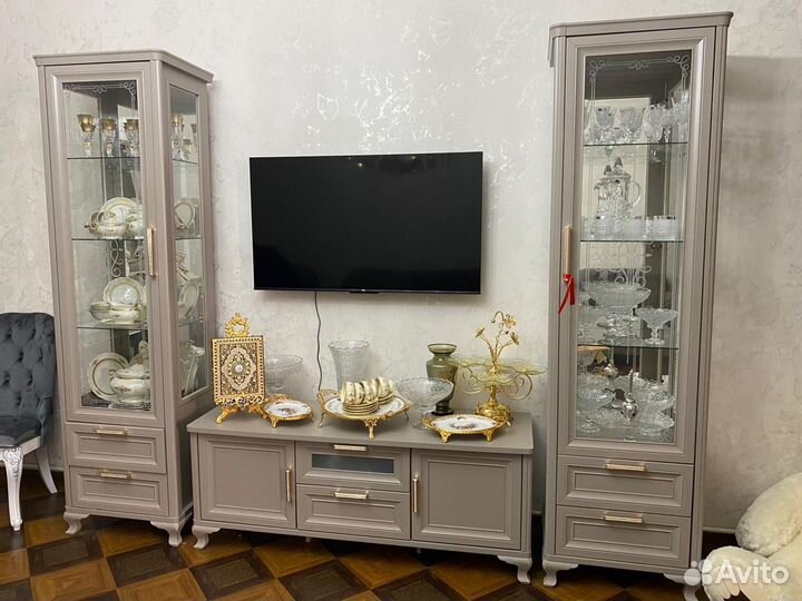 Тумба под телевизор