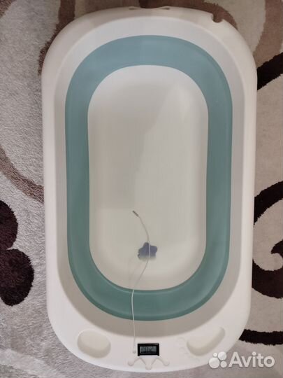 Ванночка для купания новорожденного