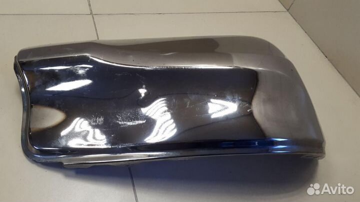 Накладка бампера Toyota Hilux