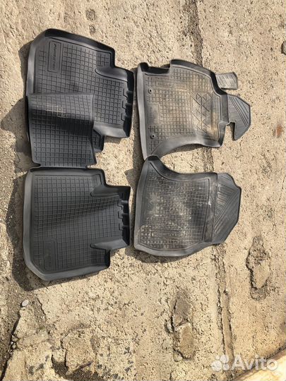 Коврики салона subaru Forester sj