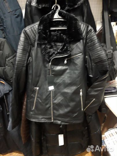 Мотокуртка кожаная мужская