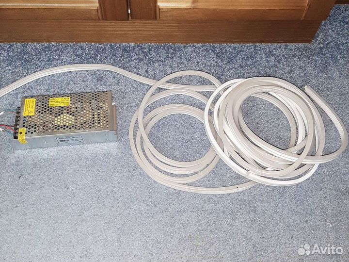 Трансформатор и светодиодная лента б/у в хорошем с