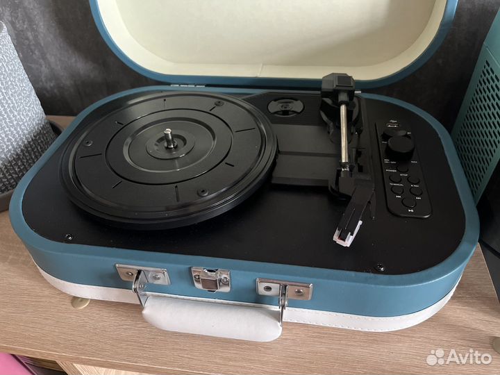 Виниловый проигрыватель Alive Audio Vintage