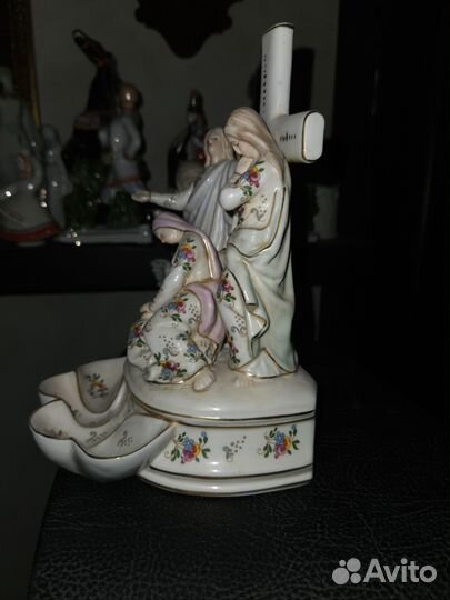 Фарфоровые статуэтки Алтарь Европа