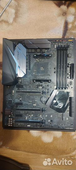 Asus ROG Strix X370-F Gaming