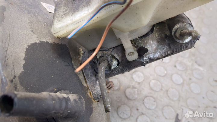 Цилиндр тормозной главный Volkswagen Polo, 1995