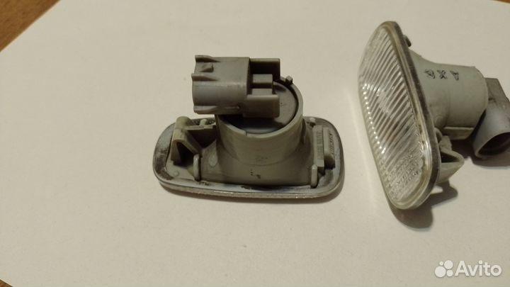 Повторитель поворота Toyota