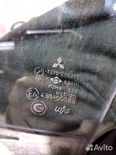 Стекло двери переднее левое Mitsubishi Outlander
