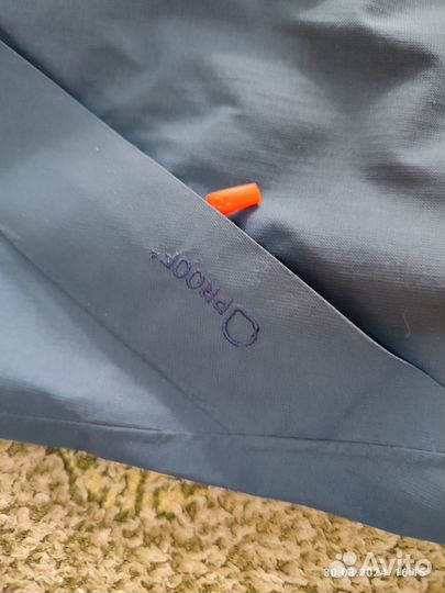 Трекинговая куртка Haglofs