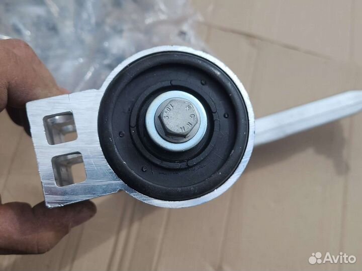 Рычаг передний нижний Opel vectra C 2002-2008