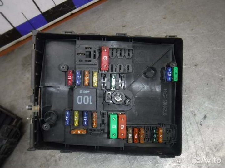 Блок предохранителей Volkswagen Tiguan cava 2009