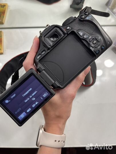 Зеркальный фотоаппарат canon 600d