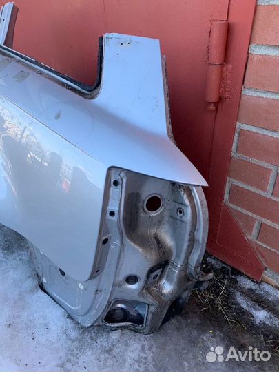 Крыло заднее левое Audi A4 B7