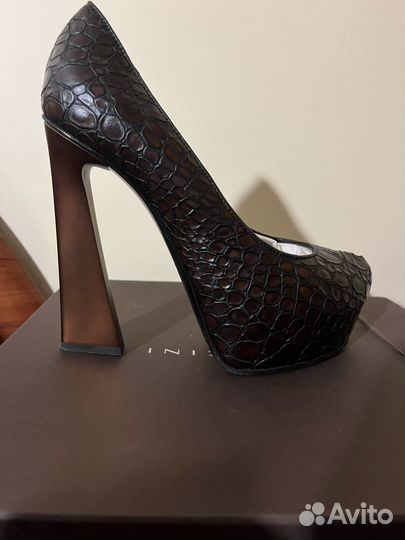 Туфли женские