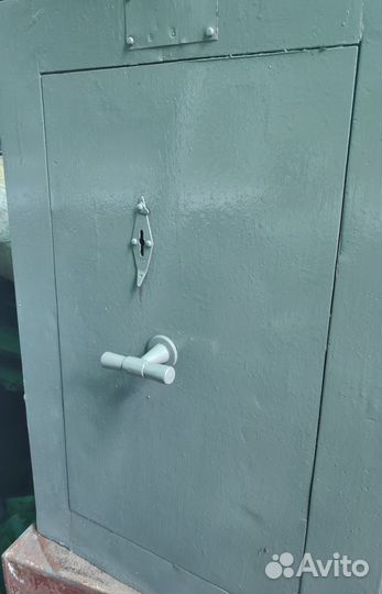 Продаю сейф б/у, производства СССР