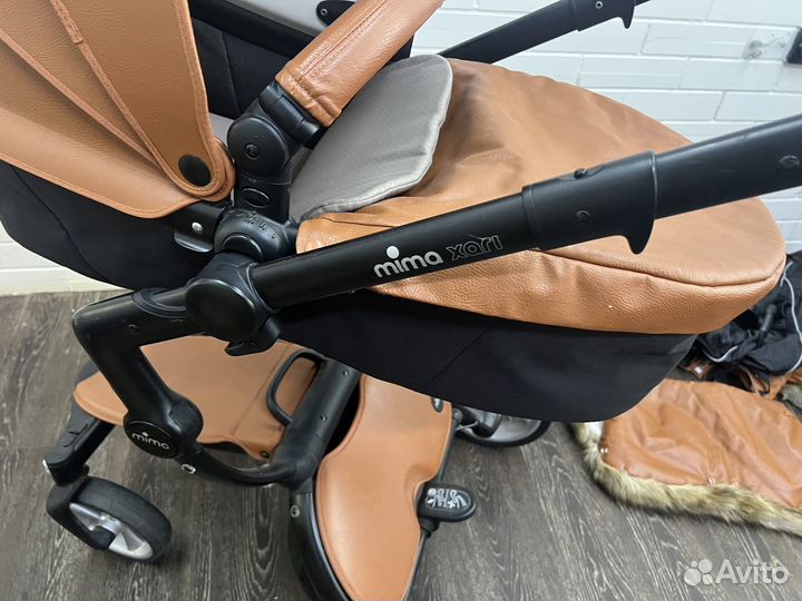 Коляска Mima Xari