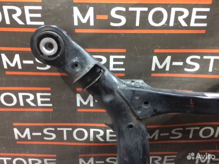 Балка поперечная (подрамник) задняя Mercedes-Benz