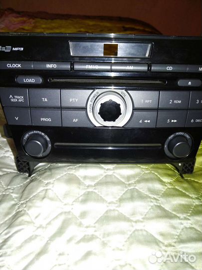 Штатная магнитола на Mazda cx7