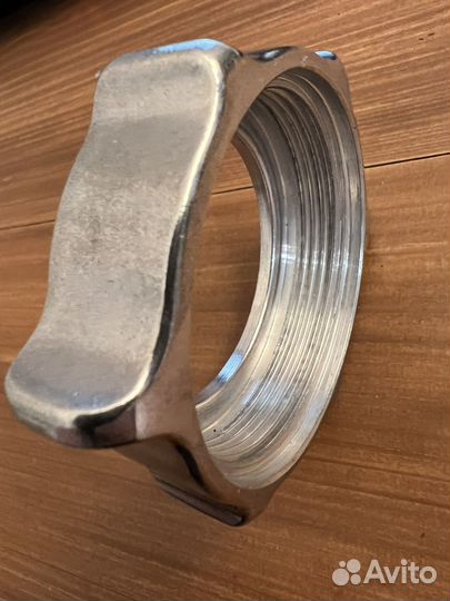 Гайка к корпусу шнека для мясорубки Braun 1100