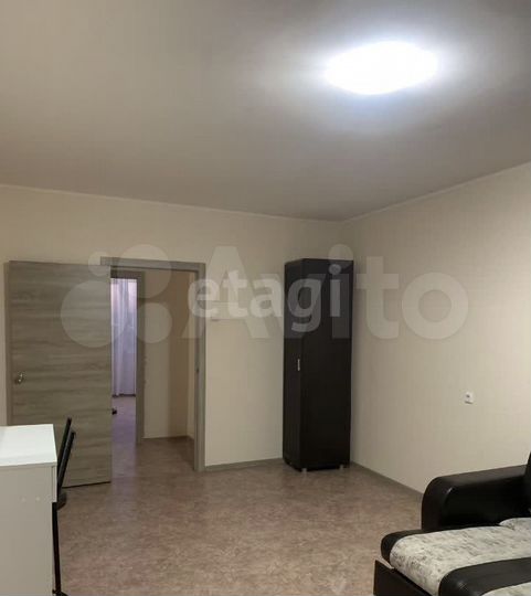 2-к. квартира, 52 м², 9/10 эт.