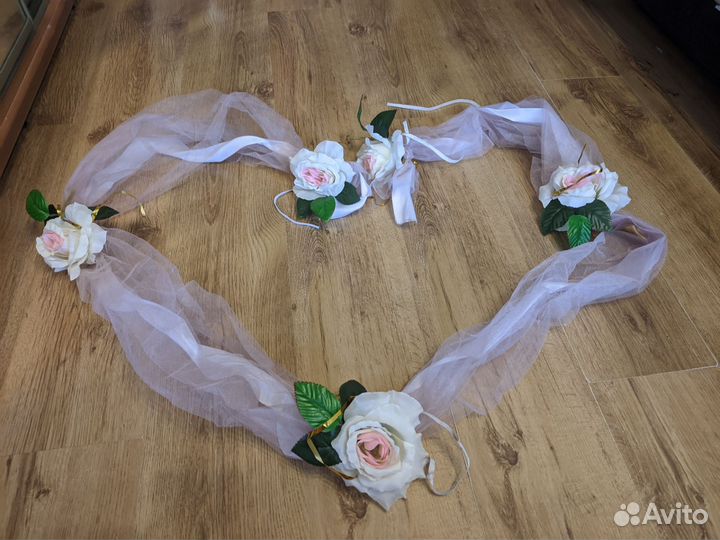 Кольца на машину свадебные. Лента на капот