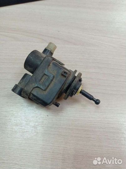 Корректор фары Nissan Primera