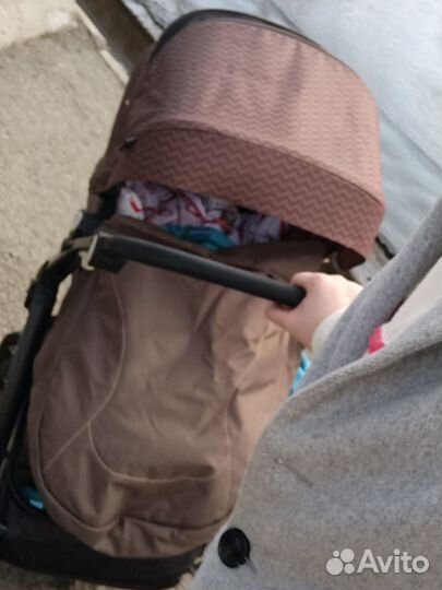 Прогулочная коляска babyton