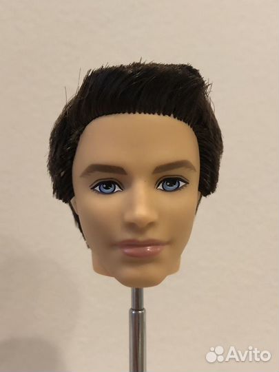 Голова аутфит коробка Ken Fashionistas Sporty Новы