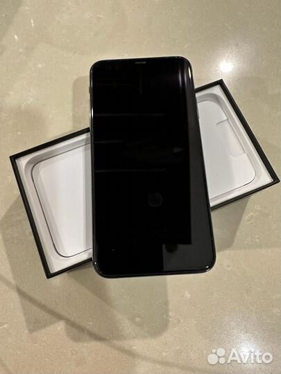 Продается iPhone 11 Pro Max 256gb