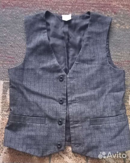 Школьная форма. Р. 134 и 152. Фирма Uriel