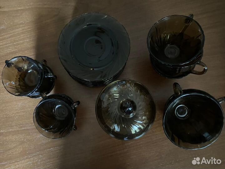 Набор чайных и кофейных чашек